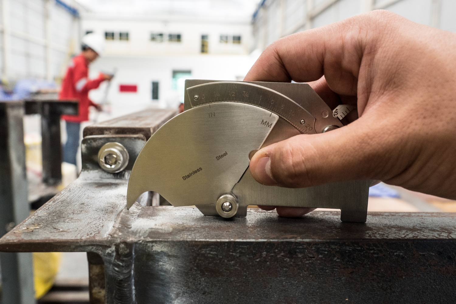 what is visual examination, visual non destructive testing, ndt companies uk, types of ndt